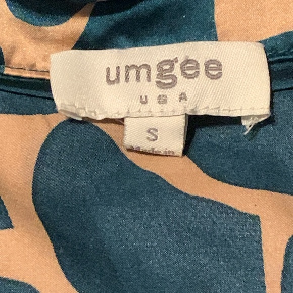 Umgee Short Sleeve Button Down Blouse Size Small - Picture 5 of 6